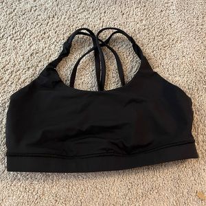 Lululemon sports bra size 8